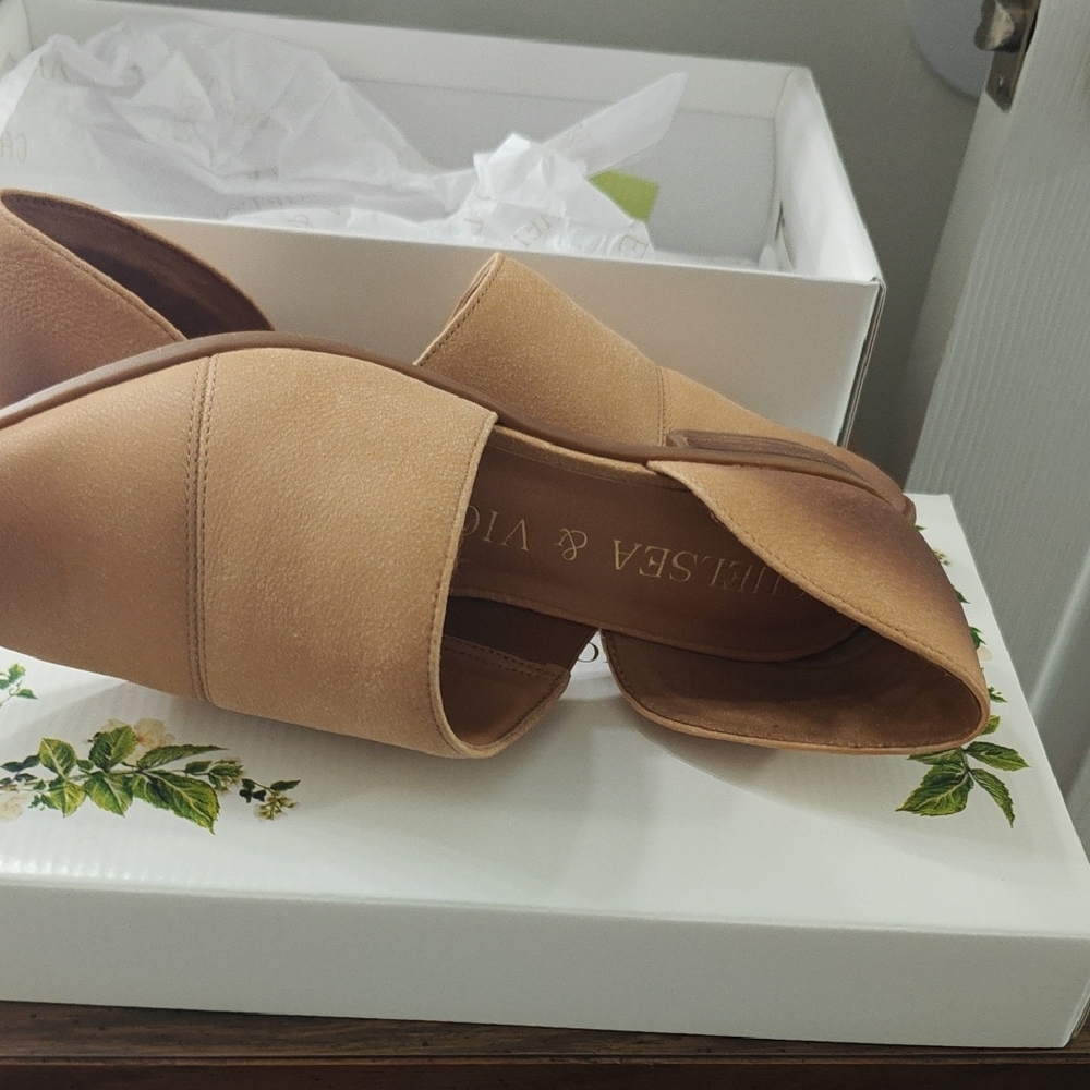 Chelsea & Violet Tan Mules Sleek Design Versatile Comfort